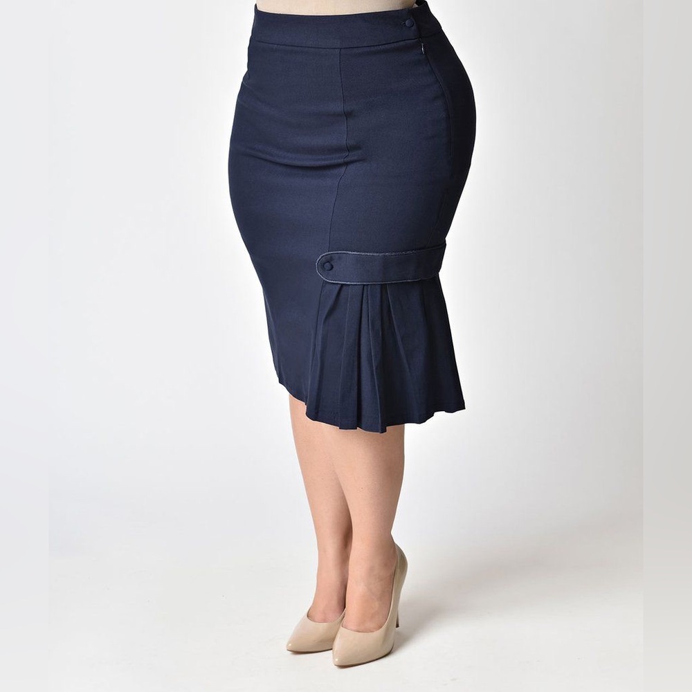 Janie Bryant Unique Vintage 1960s Navy Retro Wiggle Pencil Skirt w/ Side Pleats